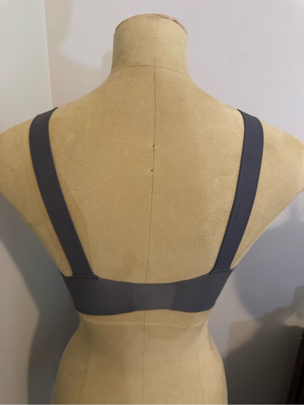 Spanx Bra-llelujah Bralette in Chrome Grey Size Small - Picture 4 of 9
